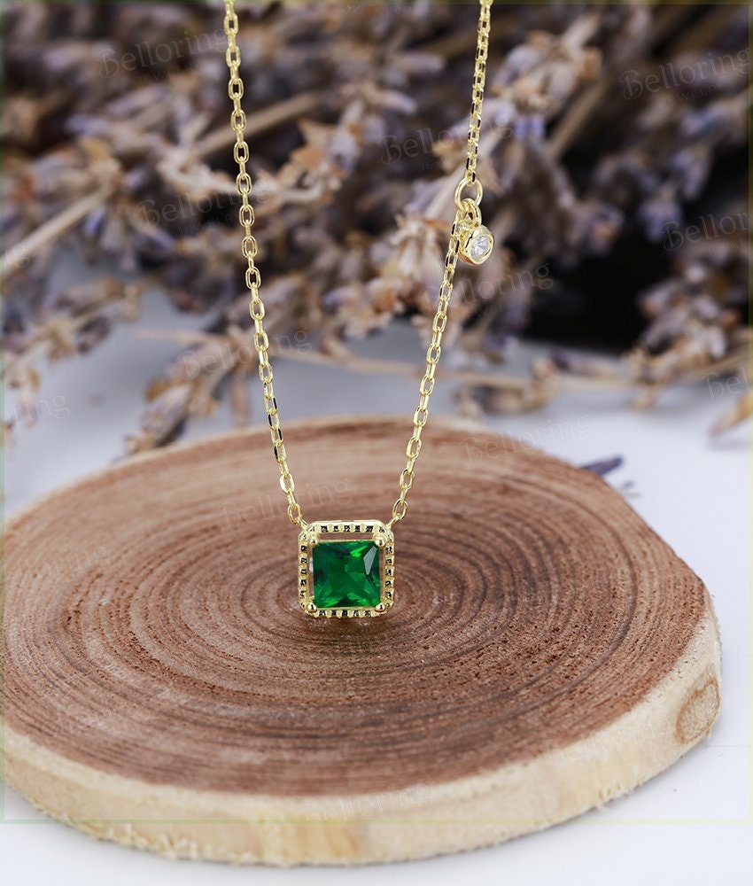 Vintage Emerald Necklace – Jewels by VSB