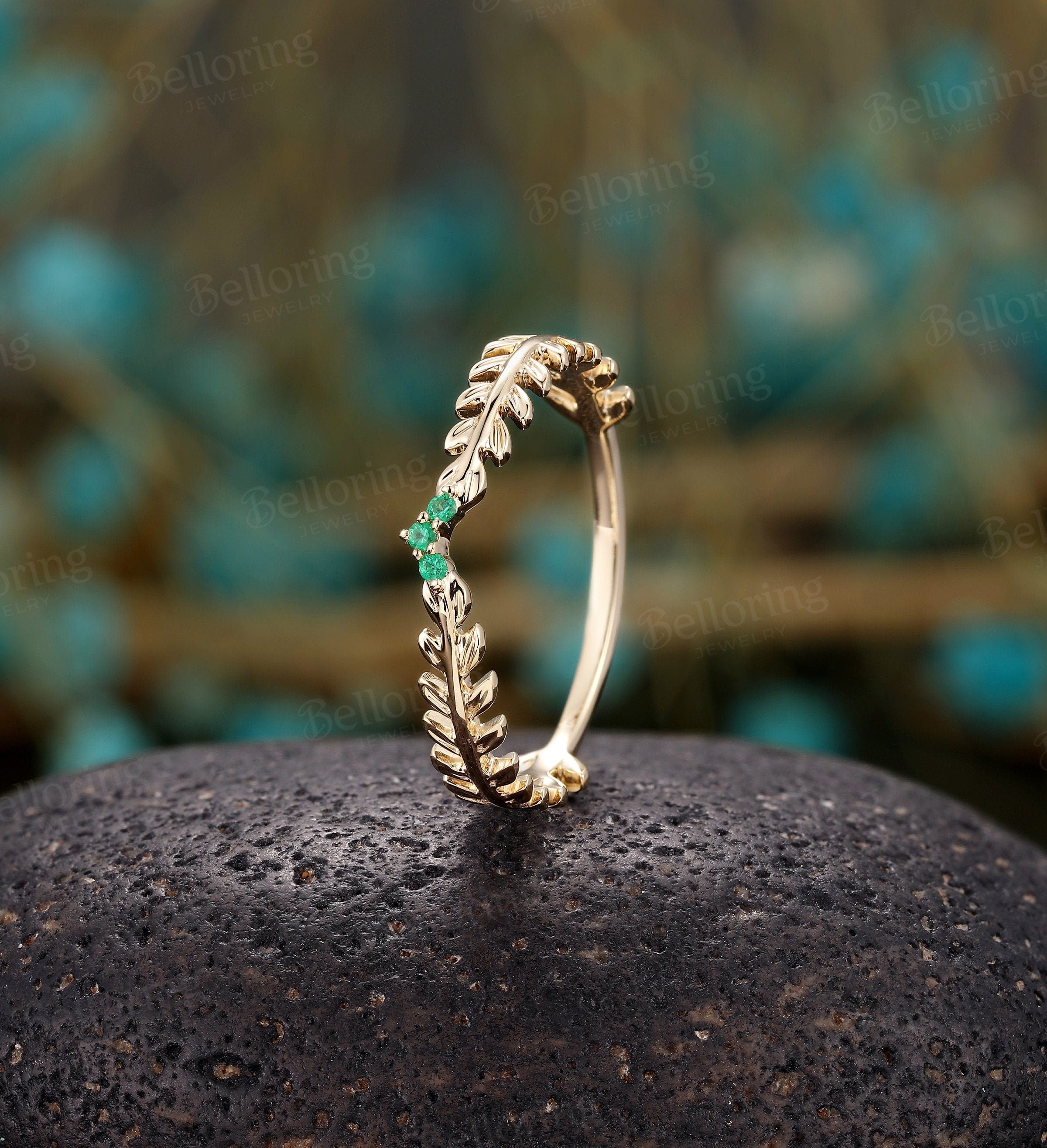 Emerald curved wedding band Vintage yellow Gold leaf ring unique dainty Art Deco Antique wedding ring Promise Anniversary ring